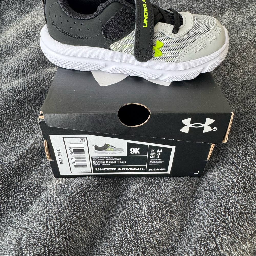Under Armour Toddler Gray and Black Sneakers